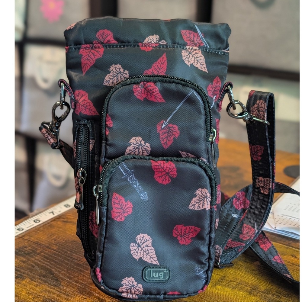 Lug Huggie Bloom Black Floral Insulated Water Bottle Crossbody Bag Travel Hiking